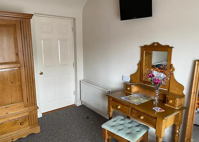 Ros 招待所 基拉尼